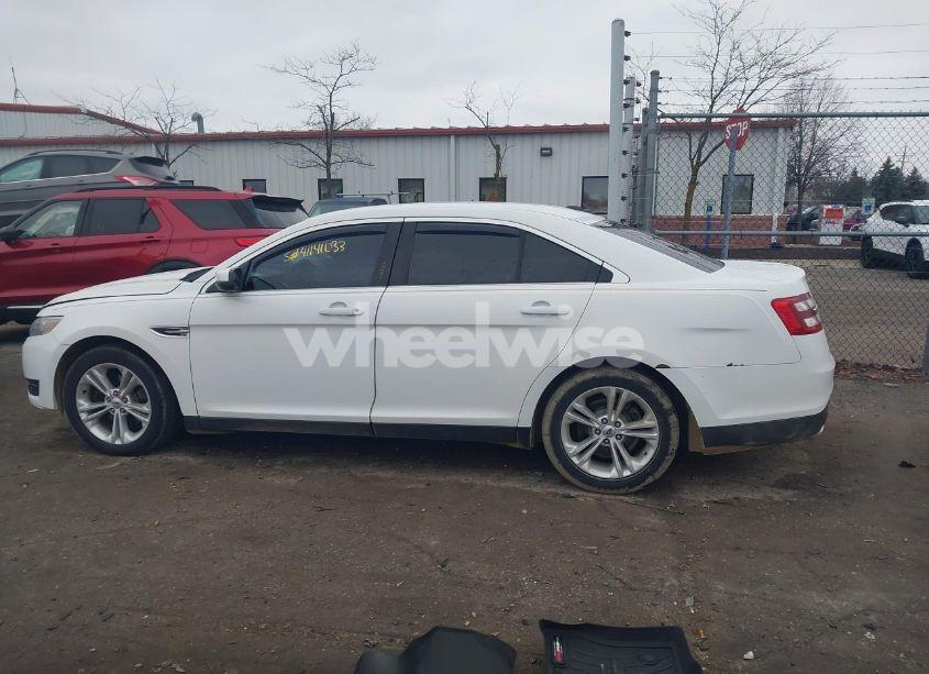 Photo 14 of 2013 Ford Taurus SEL (VIN 1FAHP2E82DG104999)