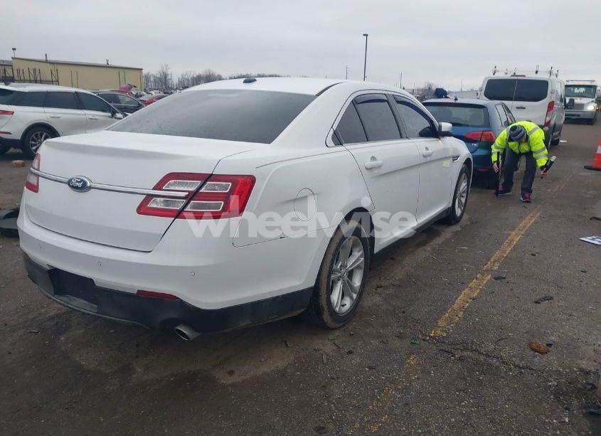 Photo 4 of 2013 Ford Taurus SEL (VIN 1FAHP2E82DG104999)