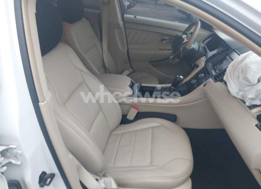 Photo 5 of 2013 Ford Taurus SEL (VIN 1FAHP2E82DG104999)