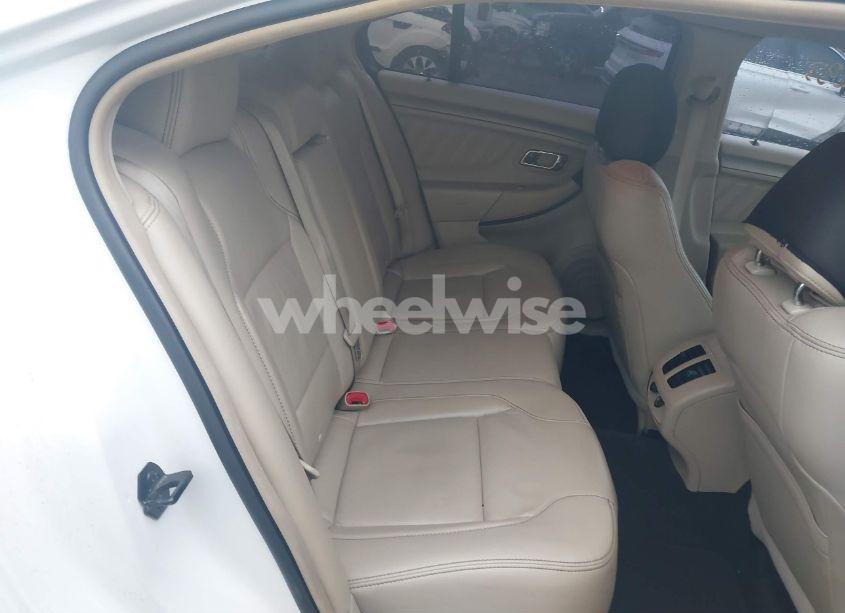 Photo 8 of 2013 Ford Taurus SEL (VIN 1FAHP2E82DG104999)