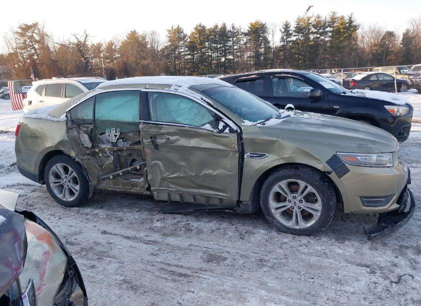 Photo 13 of 2013 Ford Taurus SEL (VIN 1FAHP2E82DG133158)