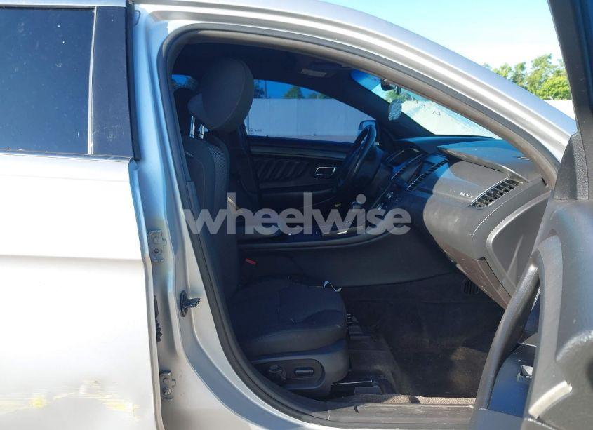 Photo 5 of 2013 Ford Taurus SEL (VIN 1FAHP2E82DG142216)