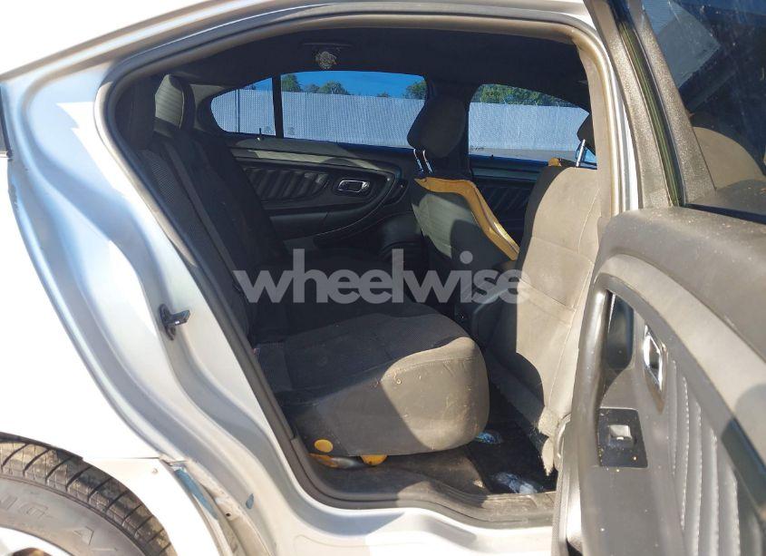 Photo 8 of 2013 Ford Taurus SEL (VIN 1FAHP2E82DG142216)