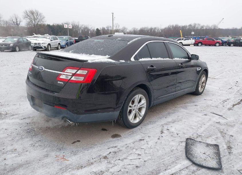 Photo 4 of 2013 Ford Taurus SEL (VIN 1FAHP2E82DG173465)