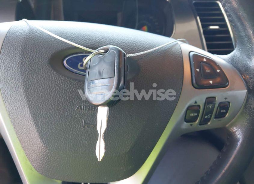 Photo 11 of 2014 Ford Taurus SEL (VIN 1FAHP2E82EG153430)