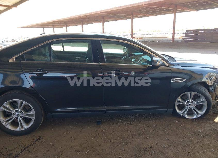 Photo 13 of 2014 Ford Taurus SEL (VIN 1FAHP2E82EG153430)