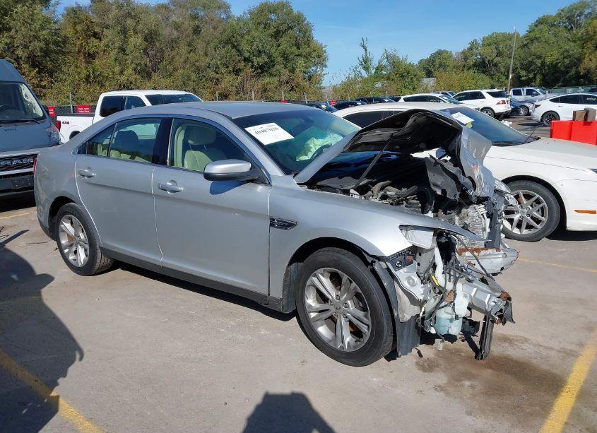2014 Ford Taurus SEL (VIN 1FAHP2E82EG160104) main photo
