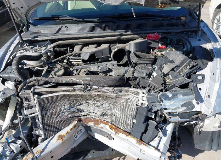 Photo 10 of 2014 Ford Taurus SEL (VIN 1FAHP2E82EG160104)