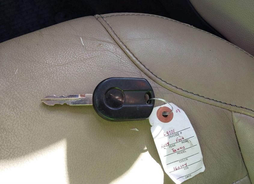 Photo 11 of 2014 Ford Taurus SEL (VIN 1FAHP2E82EG160104)