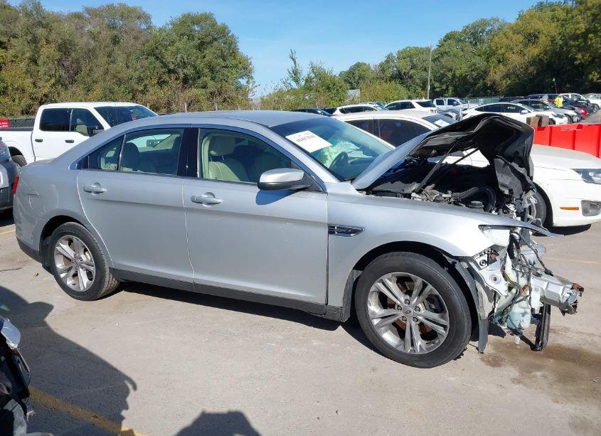 Photo 14 of 2014 Ford Taurus SEL (VIN 1FAHP2E82EG160104)