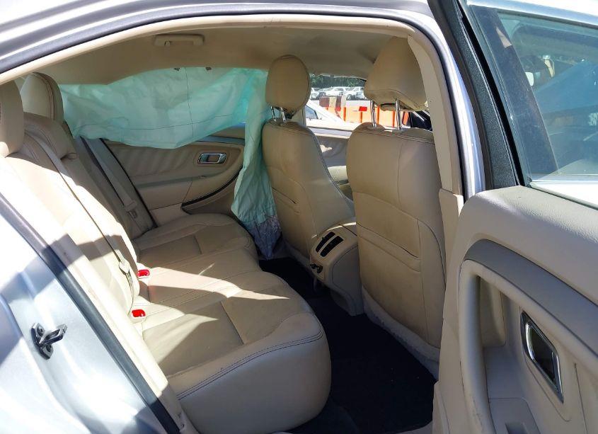 Photo 8 of 2014 Ford Taurus SEL (VIN 1FAHP2E82EG160104)