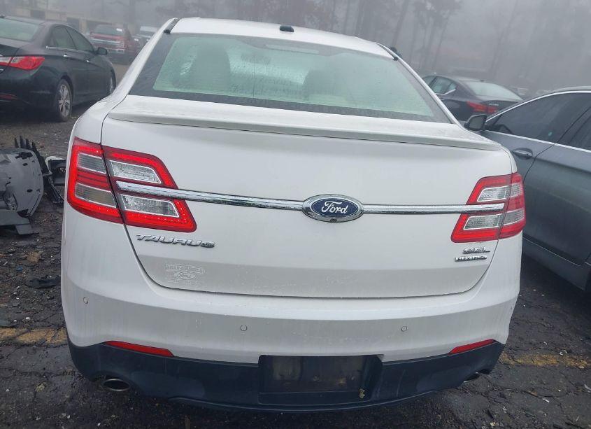 Photo 16 of 2015 Ford Taurus SEL (VIN 1FAHP2E82FG181200)