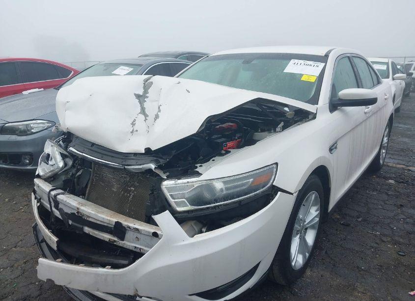 Photo 6 of 2015 Ford Taurus SEL (VIN 1FAHP2E82FG181200)
