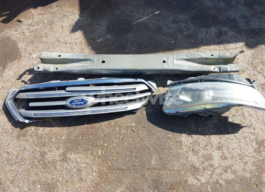 Photo 12 of 2015 Ford Taurus SEL (VIN 1FAHP2E82FG184257)