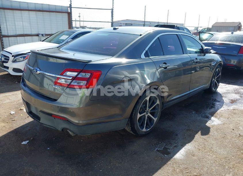 Photo 4 of 2015 Ford Taurus SEL (VIN 1FAHP2E82FG184257)