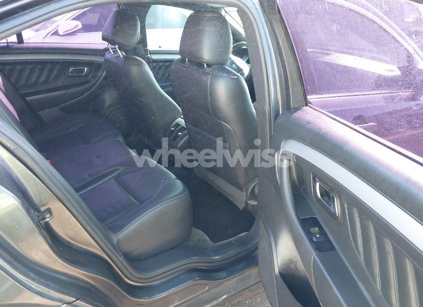 Photo 8 of 2015 Ford Taurus SEL (VIN 1FAHP2E82FG184257)