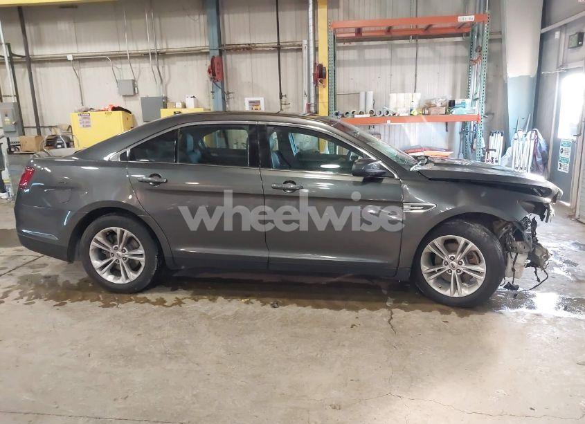 Photo 13 of 2016 Ford Taurus SEL (VIN 1FAHP2E82GG107180)