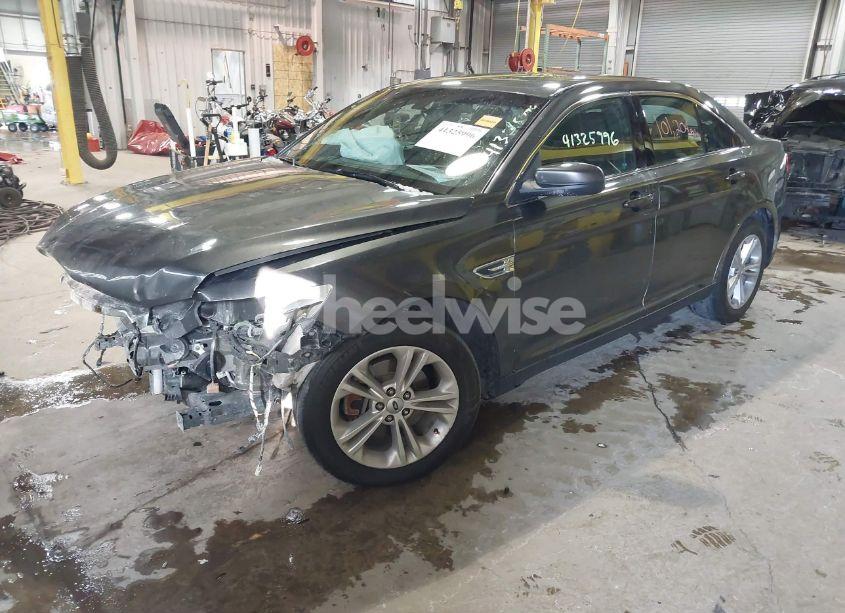 Photo 2 of 2016 Ford Taurus SEL (VIN 1FAHP2E82GG107180)