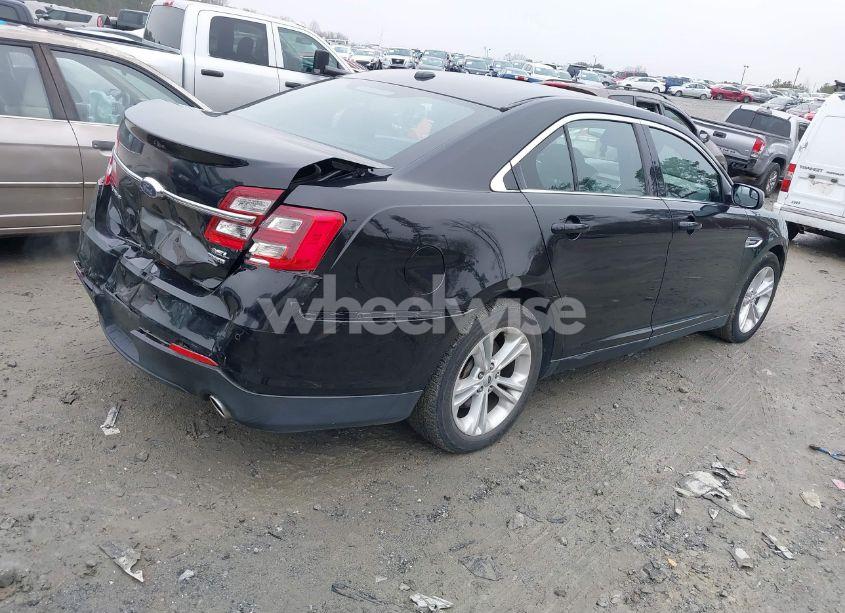 Photo 4 of 2016 Ford Taurus SEL (VIN 1FAHP2E82GG119992)