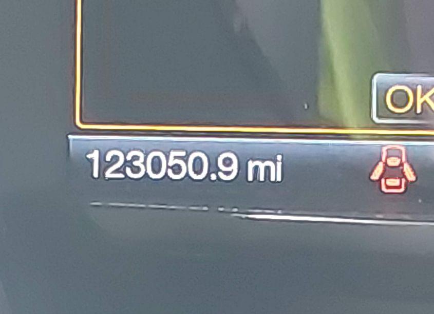 Photo 15 of 2016 Ford Taurus SEL (VIN 1FAHP2E82GG127753)