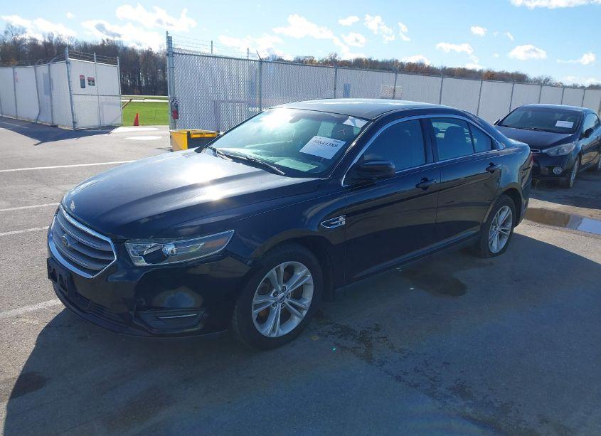 Photo 2 of 2016 Ford Taurus SEL (VIN 1FAHP2E82GG142916)