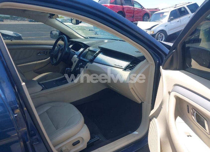 Photo 5 of 2017 Ford Taurus SEL (VIN 1FAHP2E82HG116530)