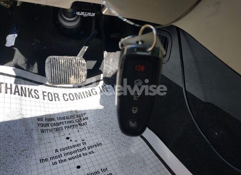 Photo 11 of 2017 Ford Taurus SEL (VIN 1FAHP2E82HG119749)