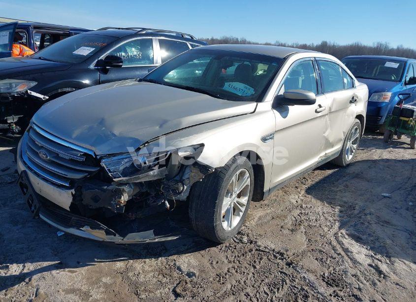 Photo 2 of 2017 Ford Taurus SEL (VIN 1FAHP2E82HG119749)