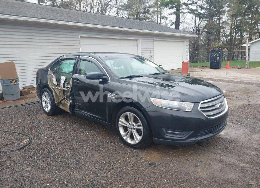 2013 Ford Taurus SEL (VIN 1FAHP2E83DG107913) main photo
