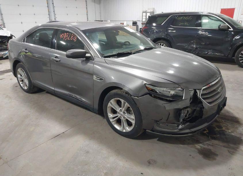 2013 Ford Taurus SEL (VIN 1FAHP2E83DG212192) main photo