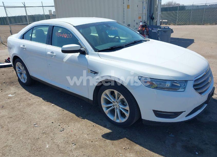 2013 Ford Taurus SEL (VIN 1FAHP2E83DG215027) main photo
