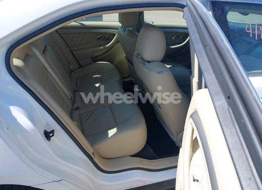 Photo 8 of 2013 Ford Taurus SEL (VIN 1FAHP2E83DG215027)