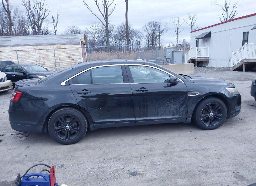 Photo 13 of 2014 Ford Taurus SEL (VIN 1FAHP2E83EG128665)