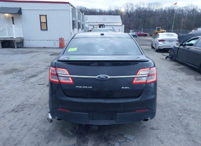 Photo 16 of 2014 Ford Taurus SEL (VIN 1FAHP2E83EG128665)