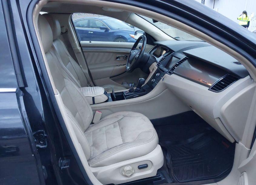 Photo 5 of 2014 Ford Taurus SEL (VIN 1FAHP2E83EG128665)