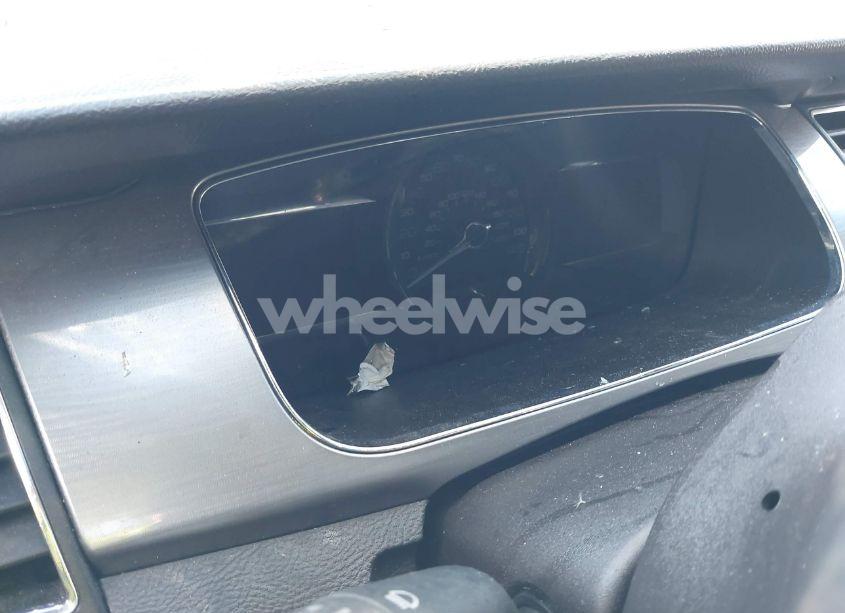 Photo 7 of 2014 Ford Taurus SEL (VIN 1FAHP2E83EG133784)