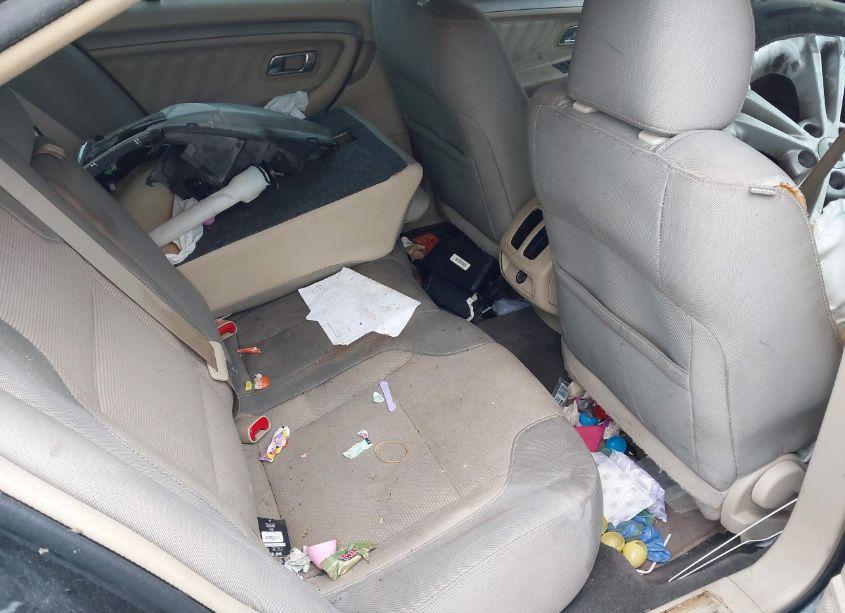 Photo 8 of 2014 Ford Taurus SEL (VIN 1FAHP2E83EG186744)