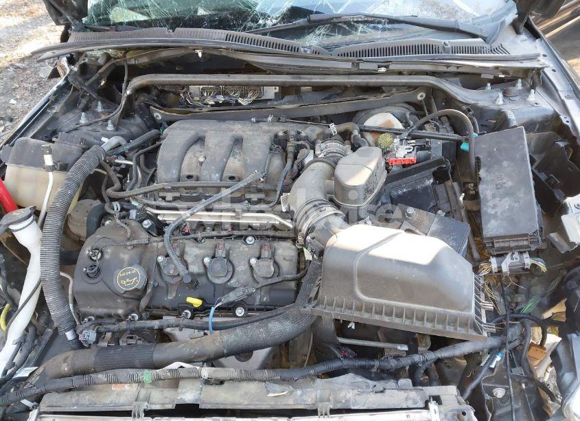 Photo 10 of 2015 Ford Taurus SEL (VIN 1FAHP2E83FG134984)