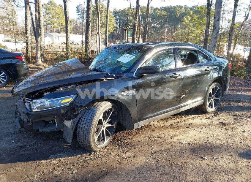 Photo 2 of 2015 Ford Taurus SEL (VIN 1FAHP2E83FG134984)