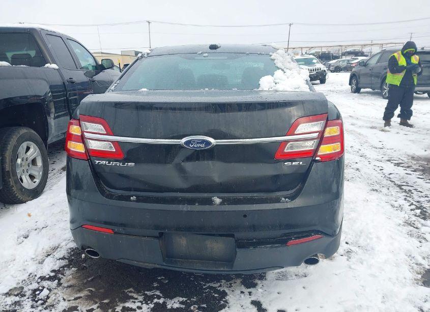 Photo 15 of 2015 Ford Taurus SEL (VIN 1FAHP2E83FG157147)