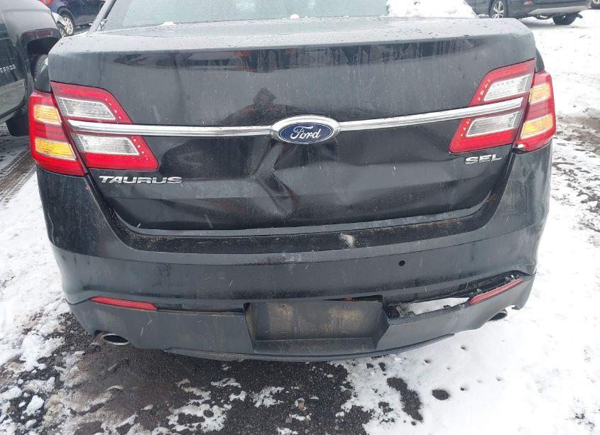 Photo 17 of 2015 Ford Taurus SEL (VIN 1FAHP2E83FG157147)