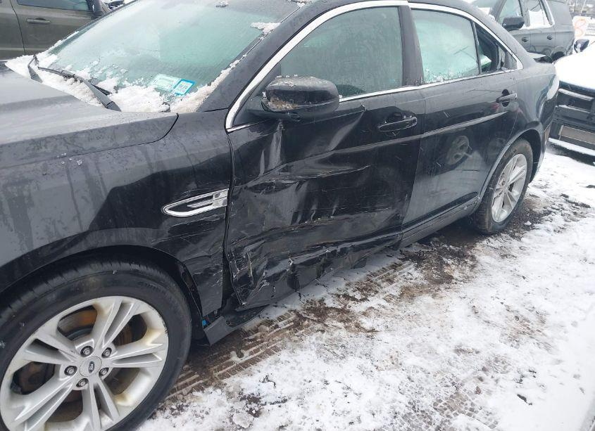 Photo 6 of 2015 Ford Taurus SEL (VIN 1FAHP2E83FG157147)