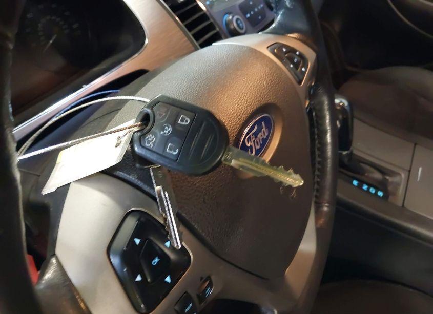 Photo 11 of 2015 Ford Taurus SEL (VIN 1FAHP2E83FG180685)