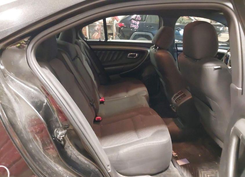 Photo 8 of 2015 Ford Taurus SEL (VIN 1FAHP2E83FG180685)