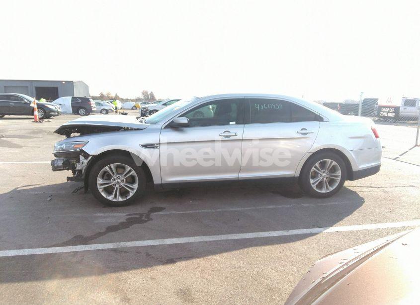 Photo 14 of 2015 Ford Taurus SEL (VIN 1FAHP2E83FG182484)