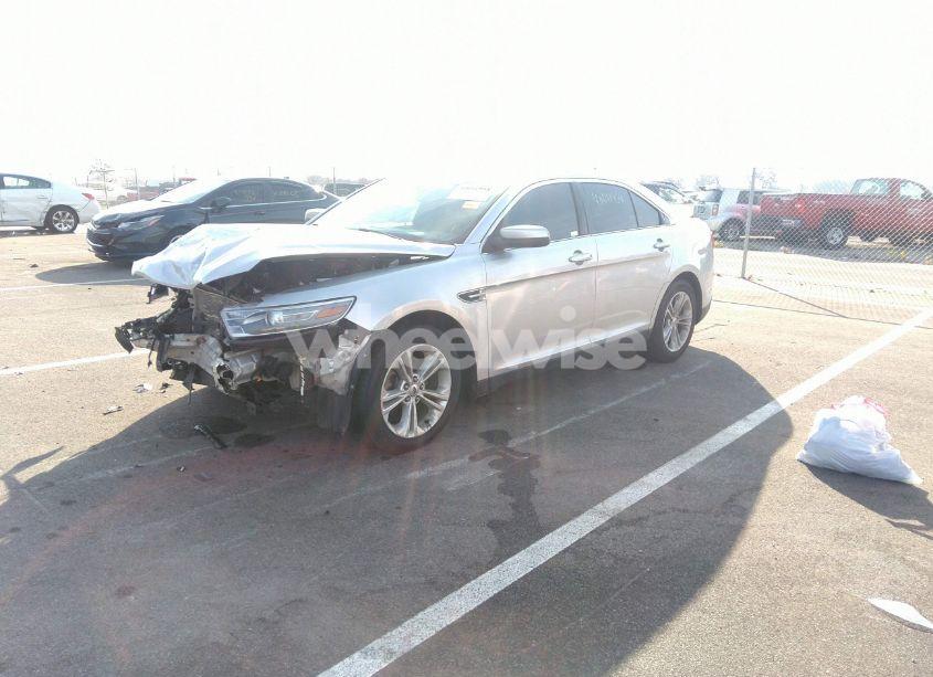 Photo 2 of 2015 Ford Taurus SEL (VIN 1FAHP2E83FG182484)