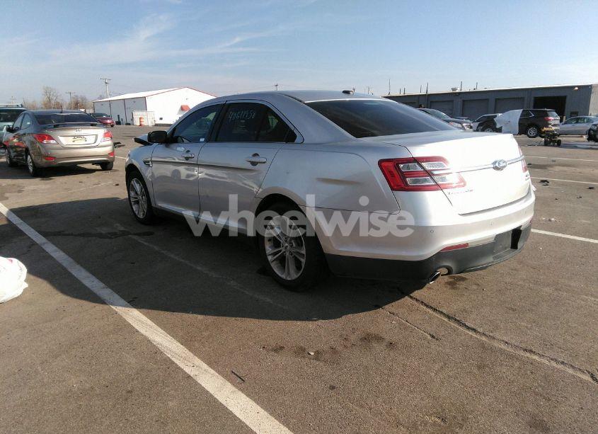 Photo 3 of 2015 Ford Taurus SEL (VIN 1FAHP2E83FG182484)