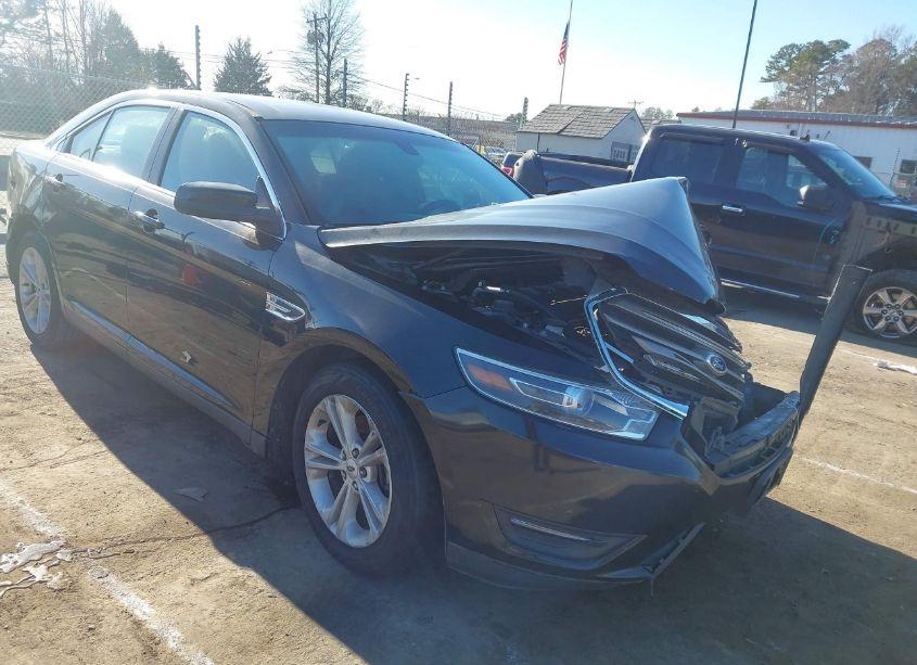 2015 Ford Taurus SEL (VIN 1FAHP2E83FG202362) main photo