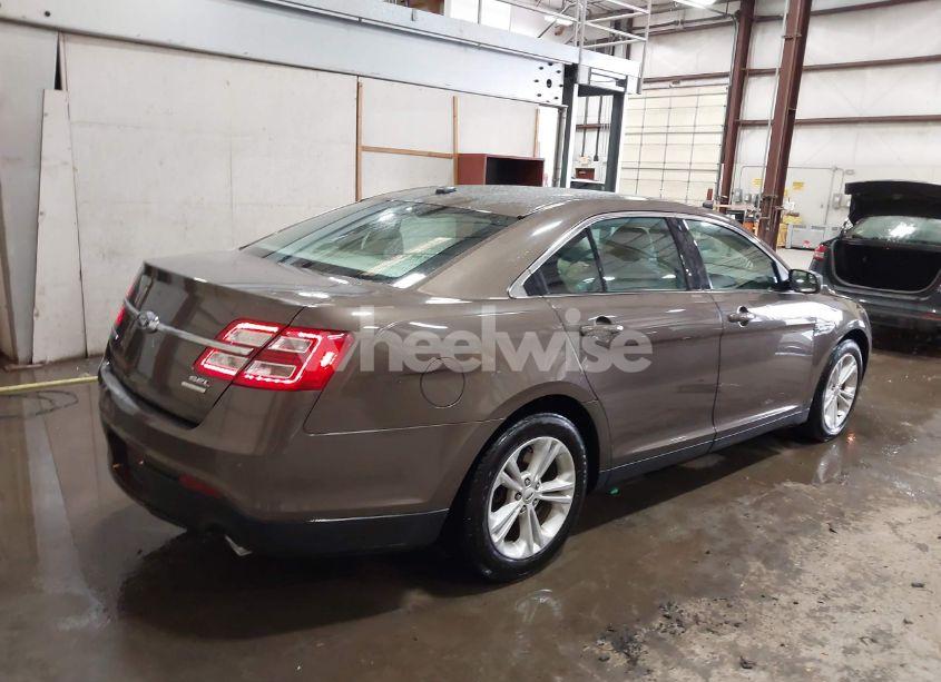 Photo 4 of 2016 Ford Taurus SEL (VIN 1FAHP2E83GG103543)