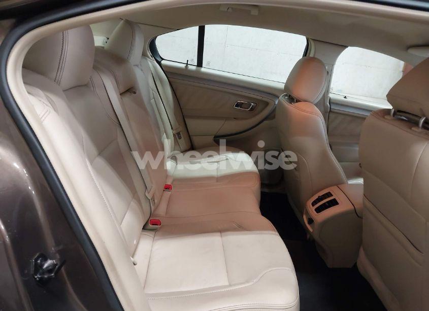 Photo 8 of 2016 Ford Taurus SEL (VIN 1FAHP2E83GG103543)